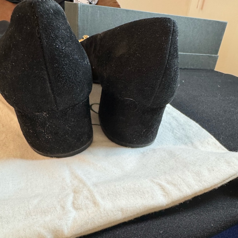 Gucci Women's Black Suede Loafers - Picture 2 of 5